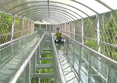 Glass drought slip